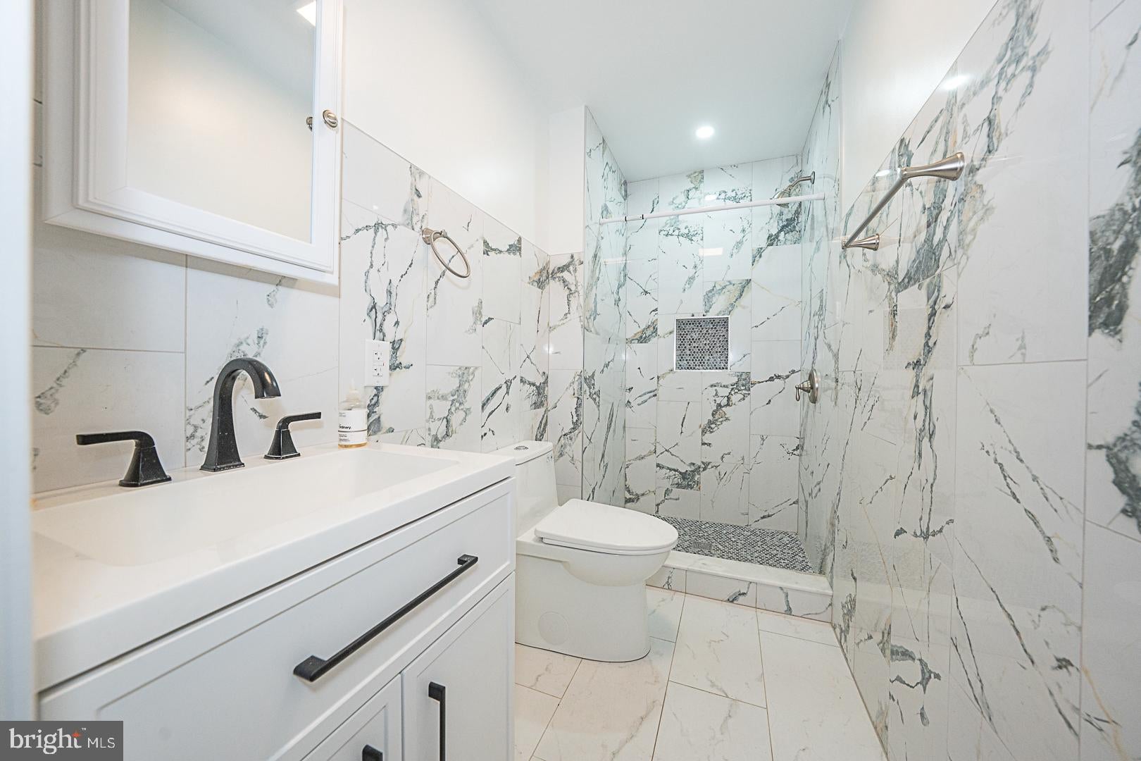 33 N Millbourne Ave, Upper Darby, PA 19082 photo