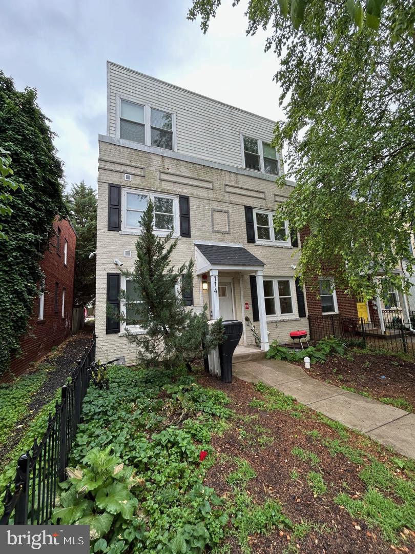 114 0th St, Washington, DC 20024