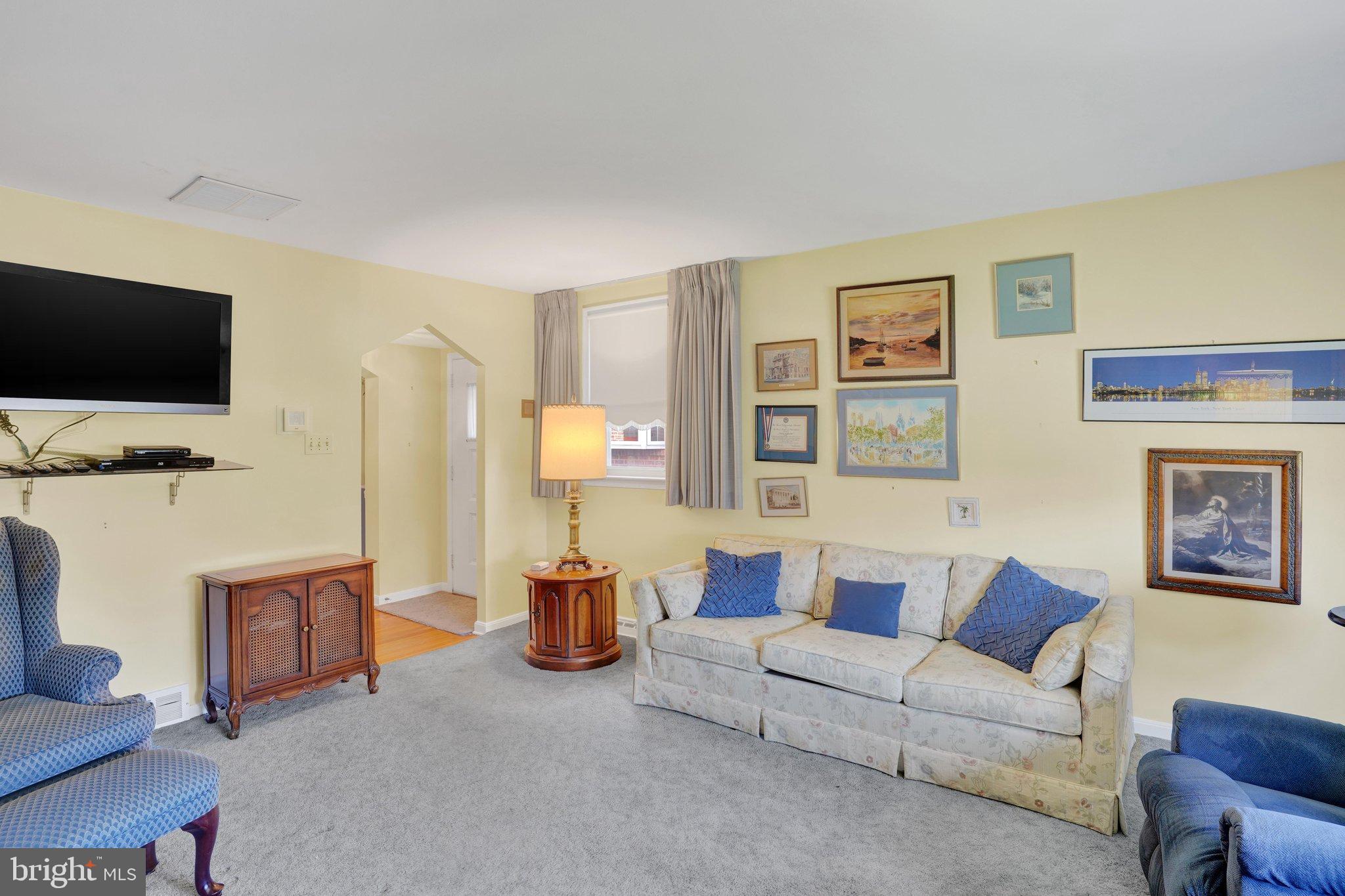 1243 Stanwood St, Philadelphia, PA 19111 photo