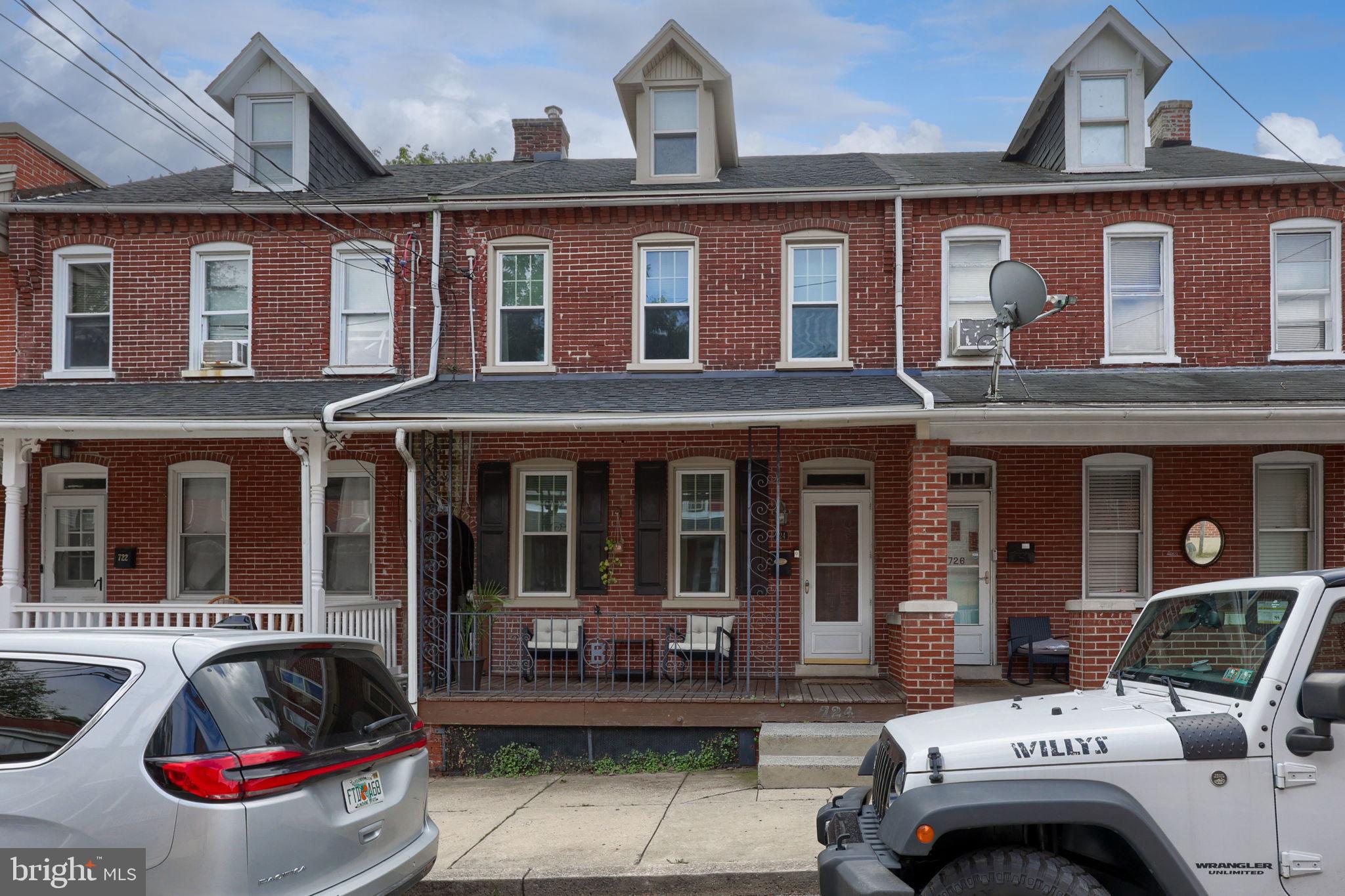 724 Vine St, Lancaster, PA 17603
