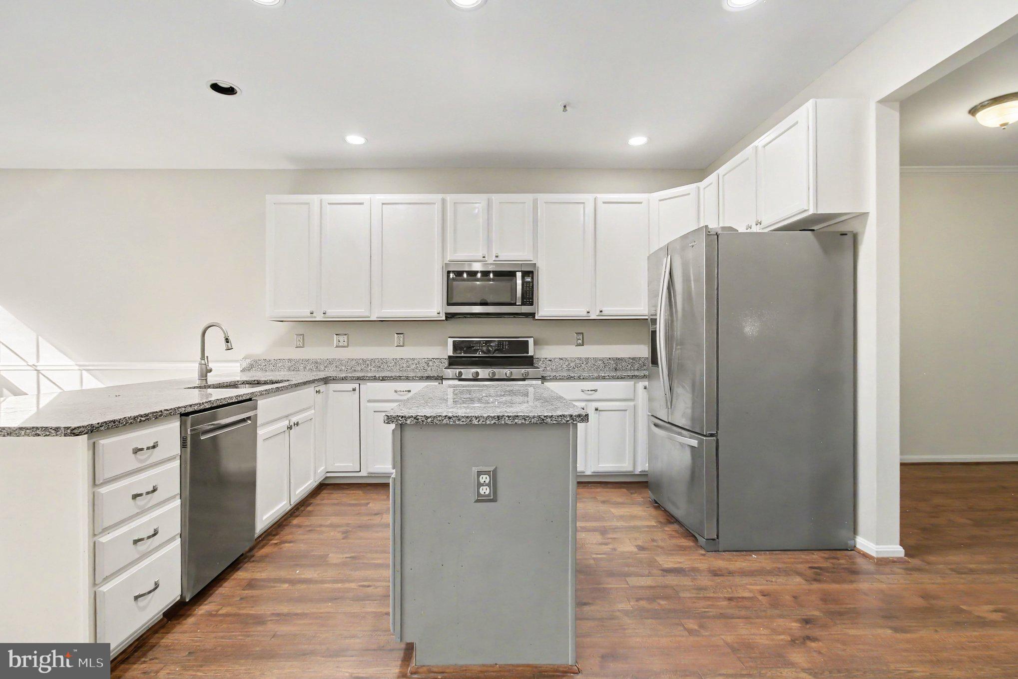 3085 Raking Leaf Dr, Abingdon, MD 21009 photo