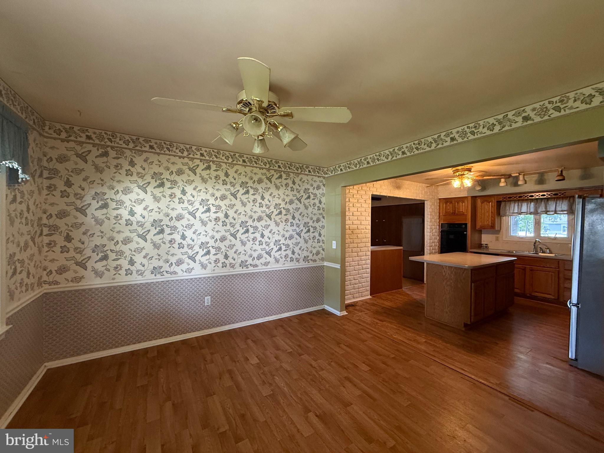 2 Berrywood Dr, Hampton, NJ 08619 photo