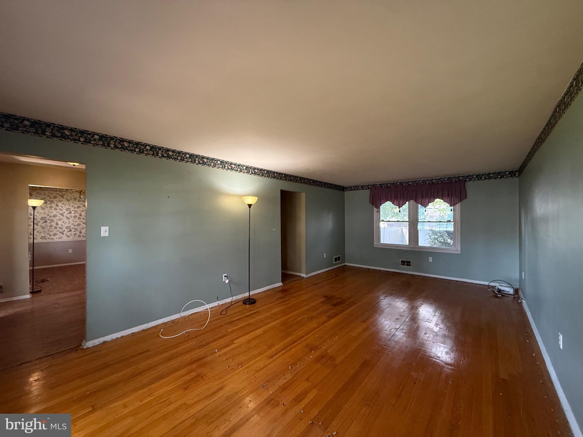 2 Berrywood Dr, Hampton, NJ 08619 photo
