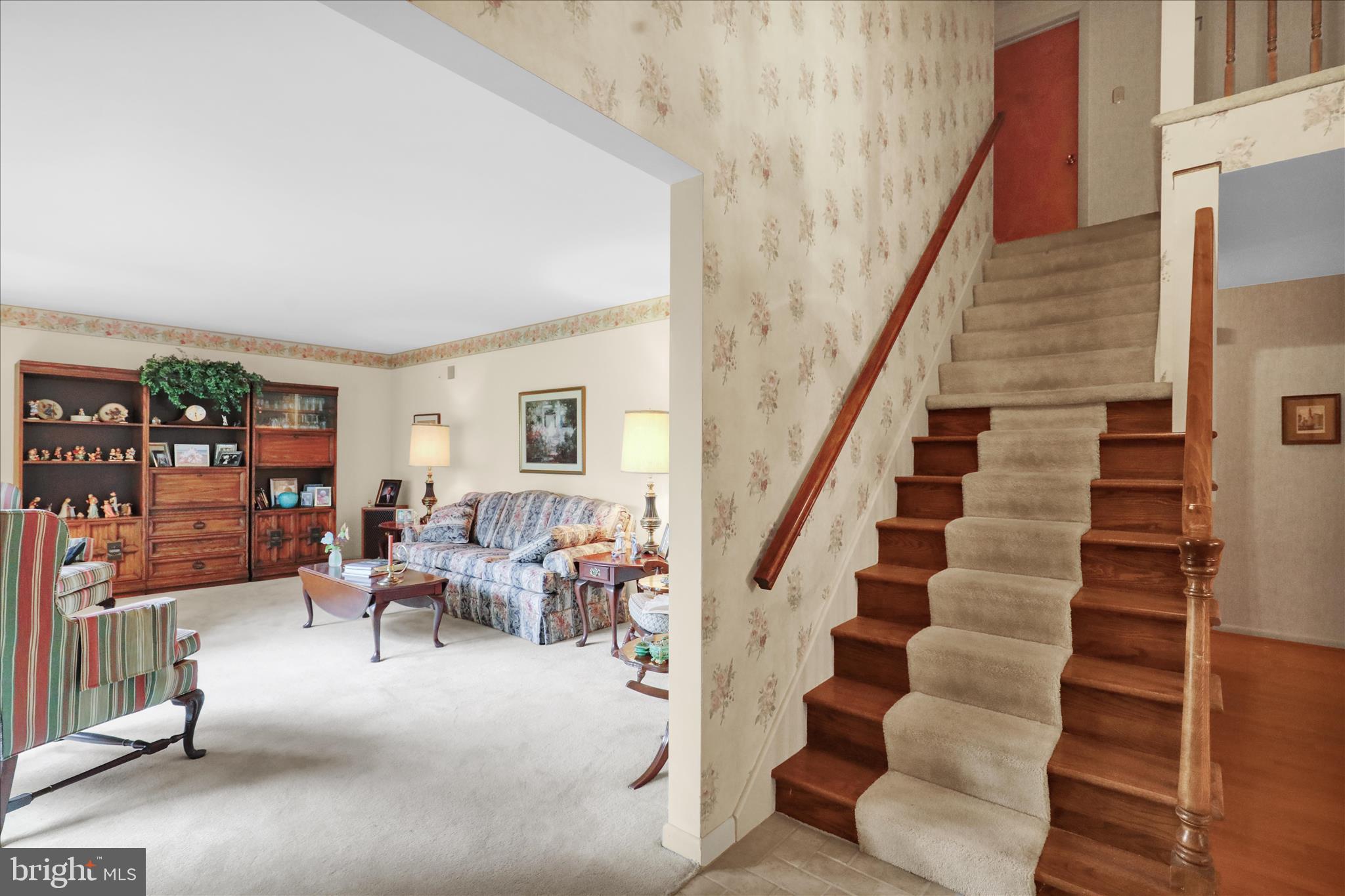 10 Pebblebrook Ln, Mohnton, PA 19540 photo