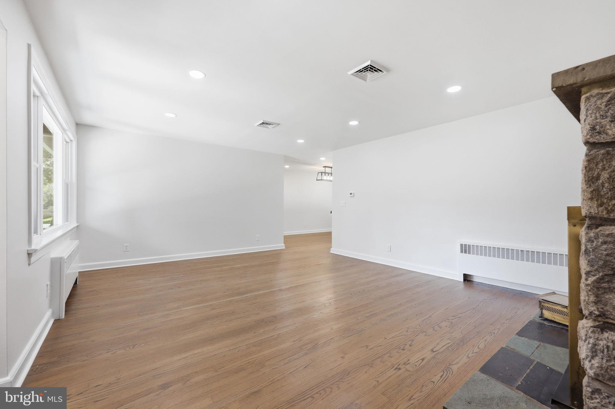 1180 E Park Ave, Vineland, NJ 08360 photo