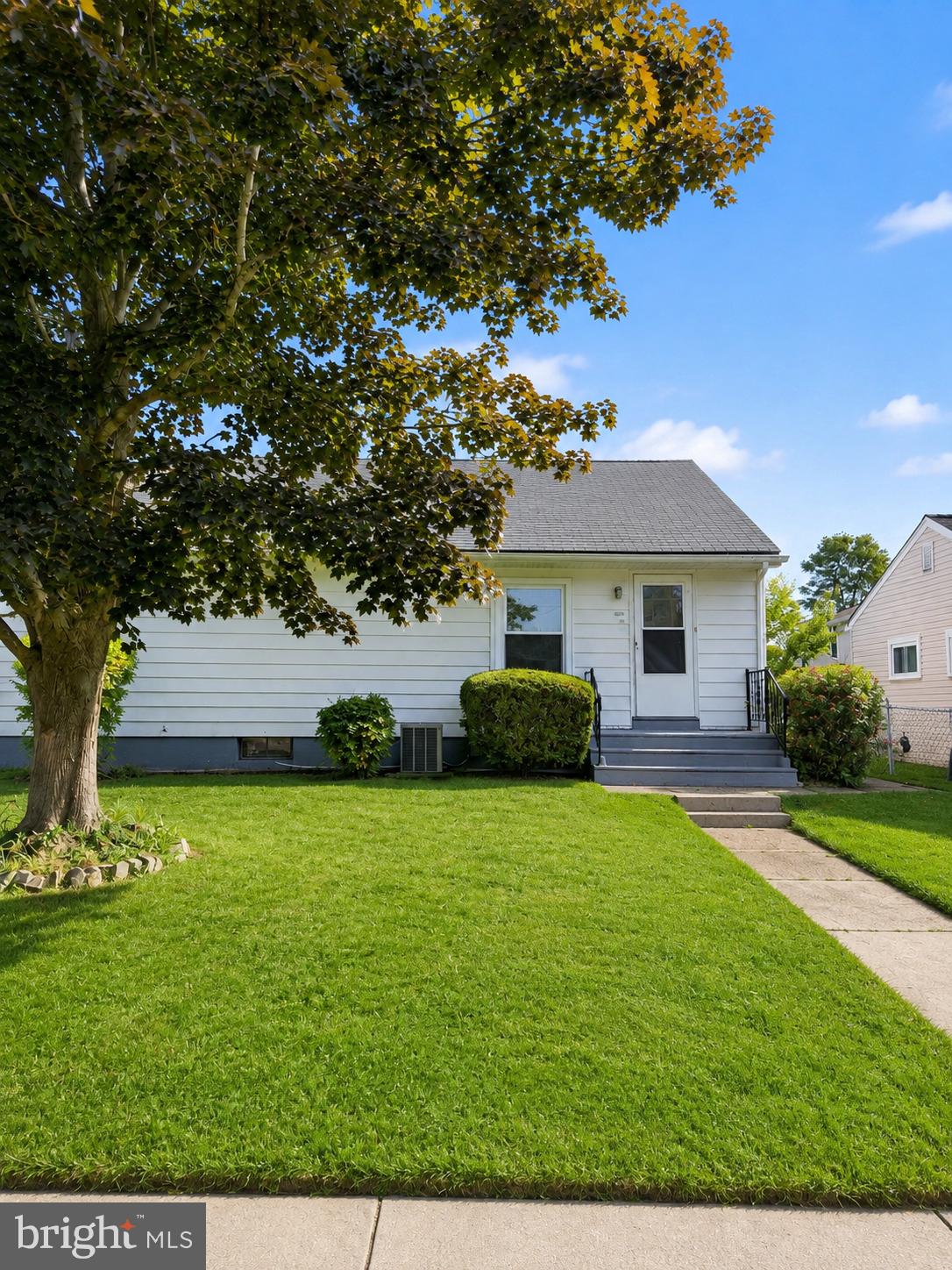 203 Bailey Ave, Maple Shade, NJ 08052 photo