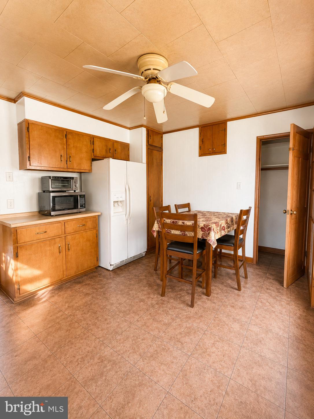 203 Bailey Ave, Maple Shade, NJ 08052 photo