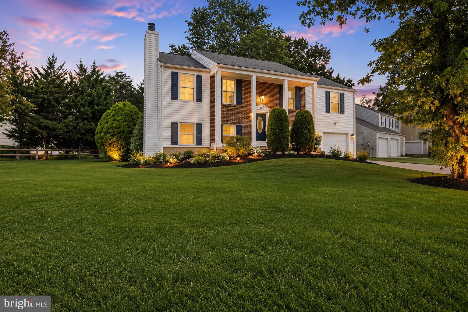 2570 Sussex Ct, Waldorf, MD 20602 photo