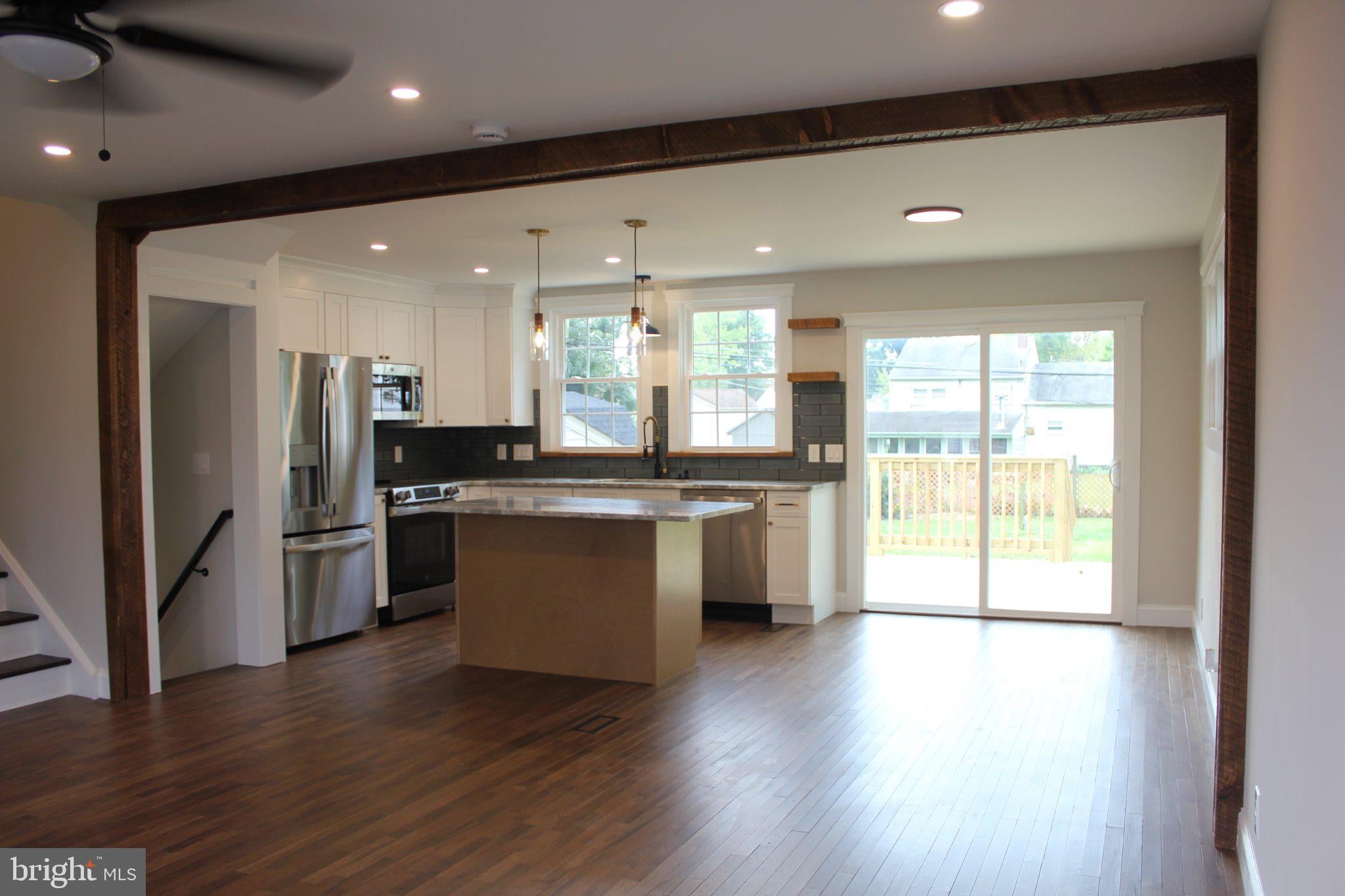 972 Windsor Rd, Warminster, PA 18974 photo