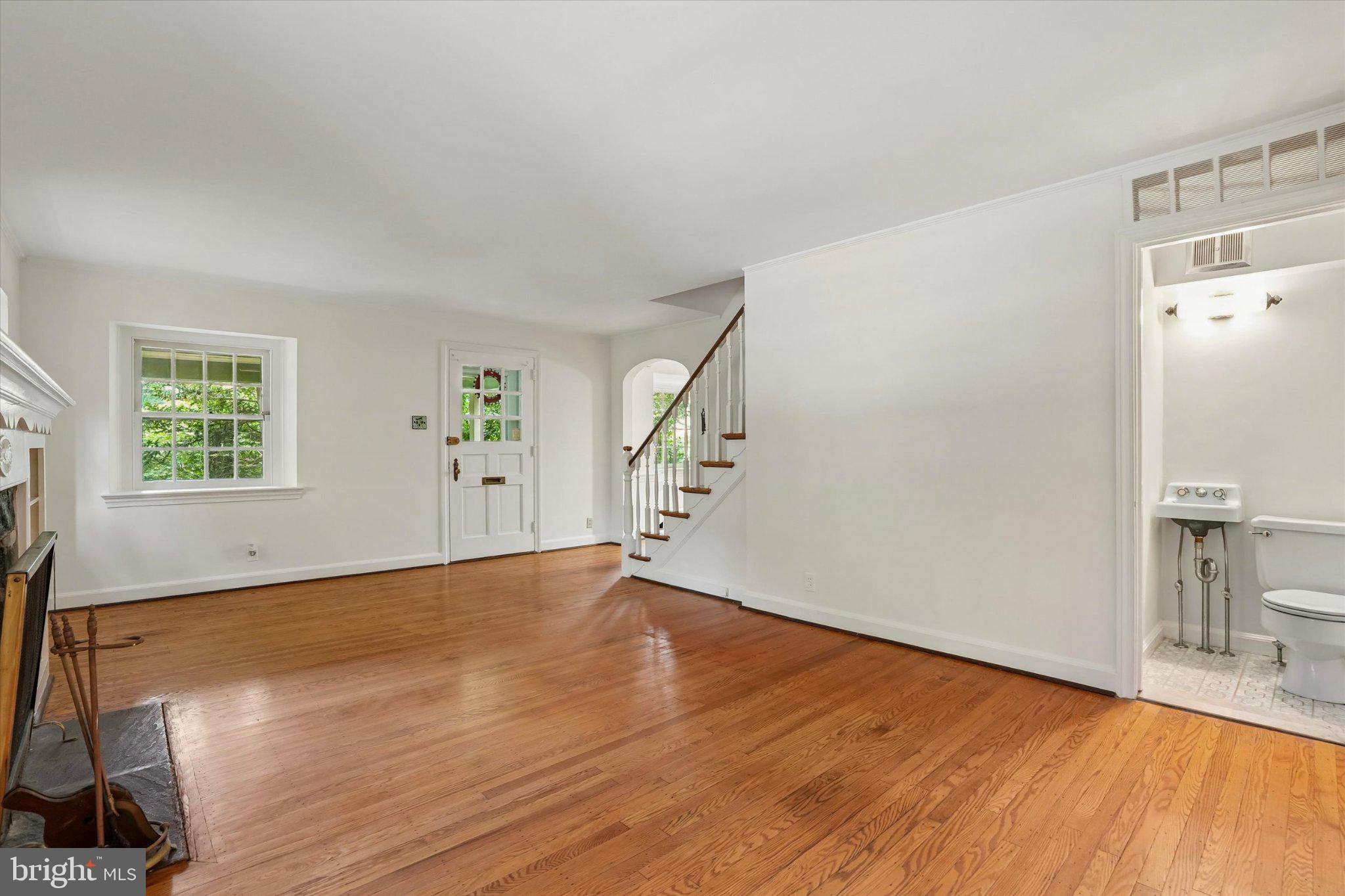 430 Mcclenaghan Mill Rd, Wynnewood, PA 19096 photo