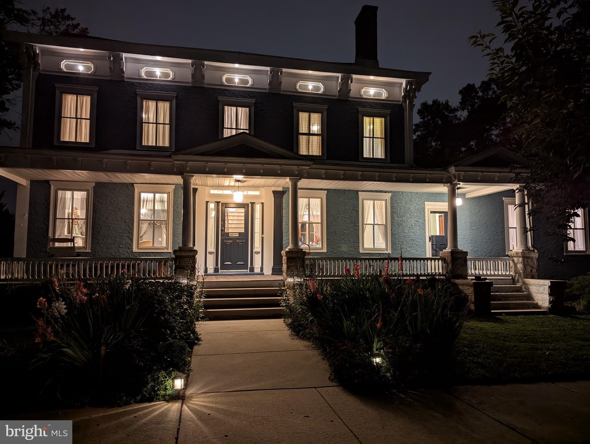 302 S Main St, Hightstown, NJ 08520 photo