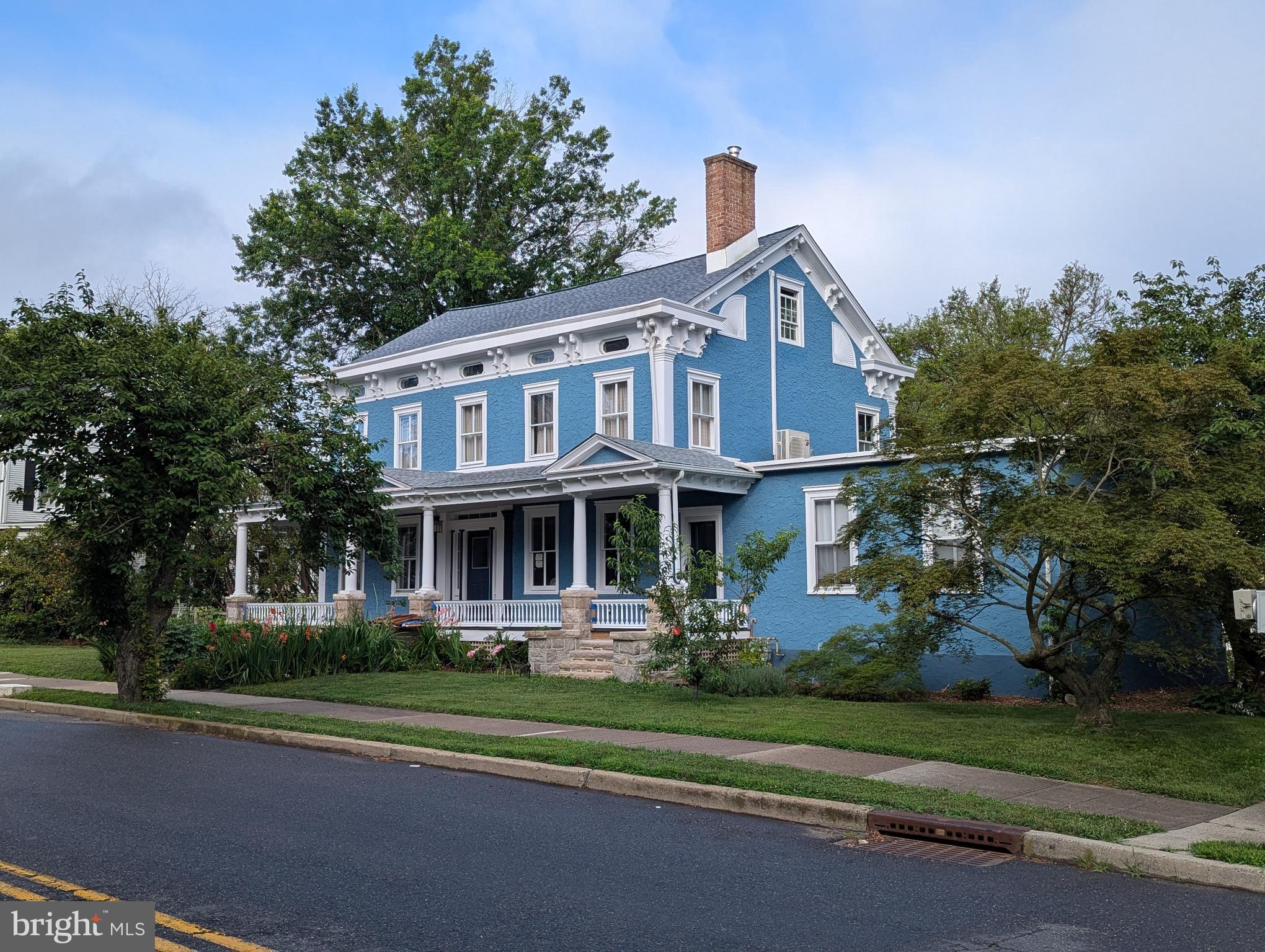 302 Main St, Hightstown, NJ 08520