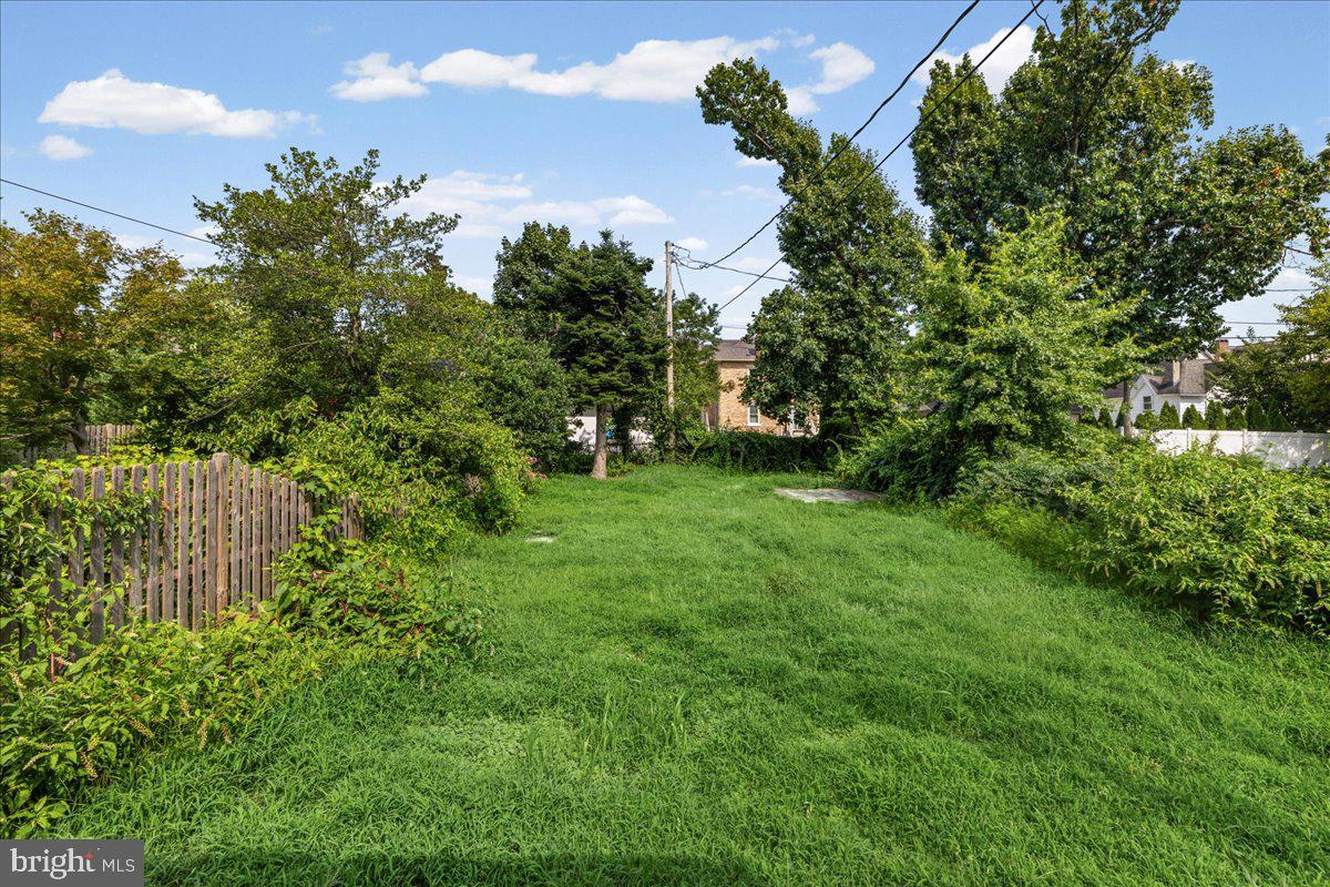 7 N East Ave, Wenonah, NJ 08090 photo
