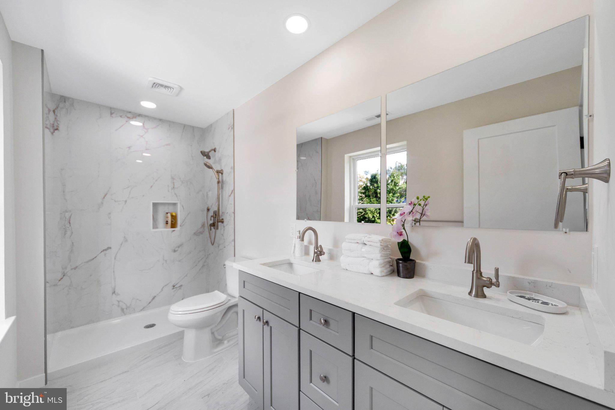 325 Larch Ave, West Berlin, NJ 08091 photo
