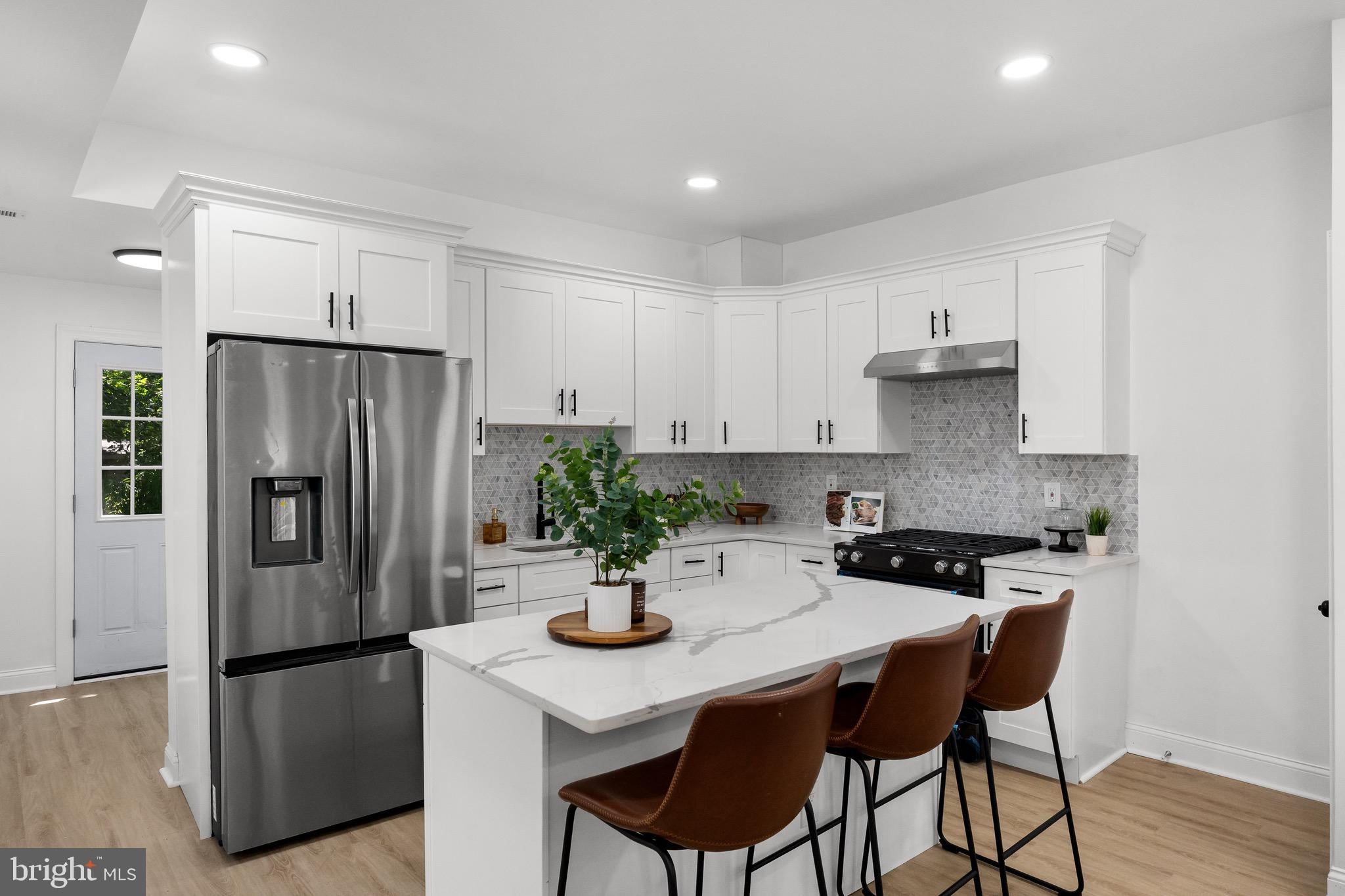 25 Holly Ave, Maple Shade, NJ 08052