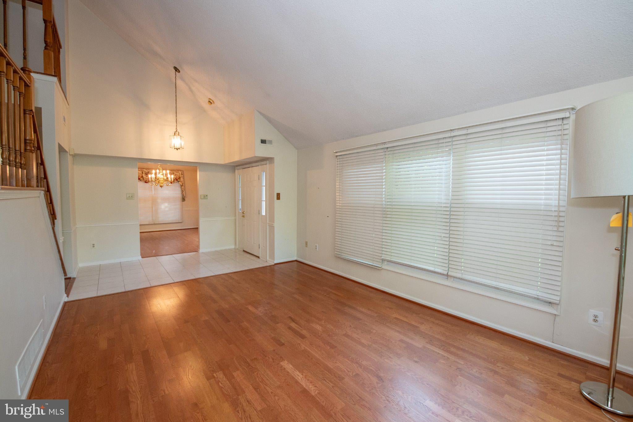 11 Gaylord Ct, Newtown, PA 18940 photo