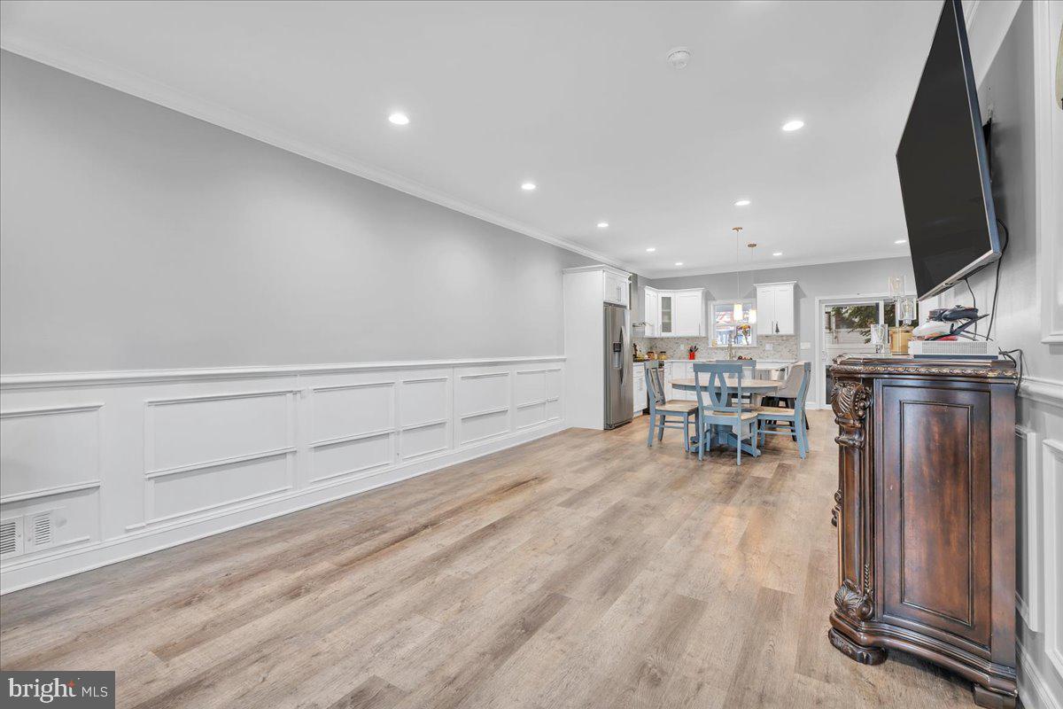 130 Kossuth St, Riverside, NJ 08075 photo