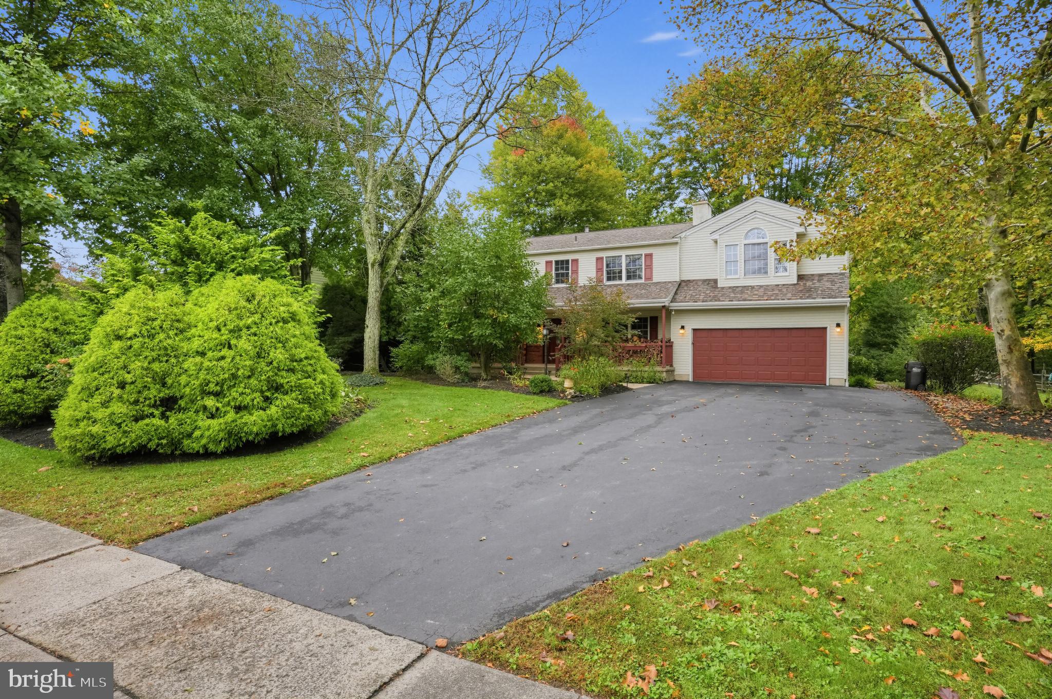 81 Blue Jay Rd, Chalfont, PA 18914 photo