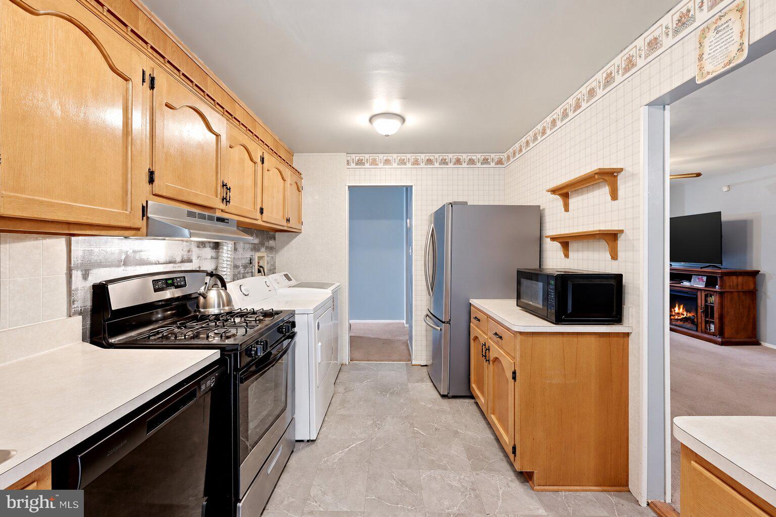 414 Garner Ave, Waldorf, MD 20602 photo