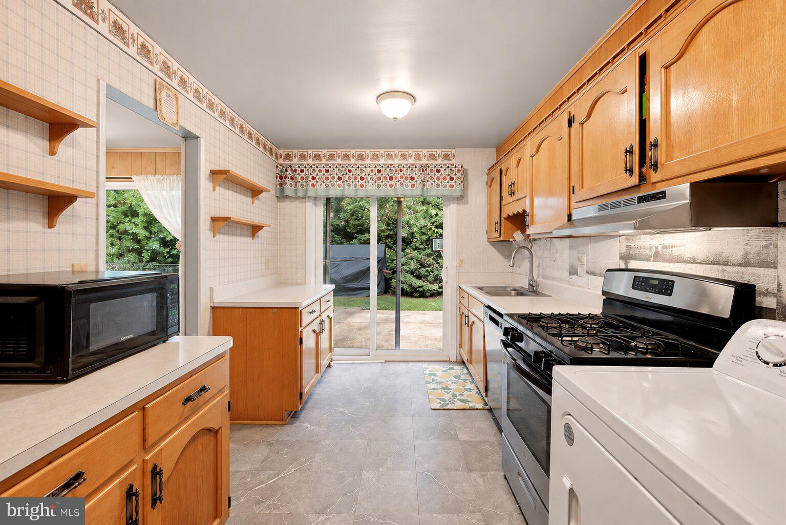 414 Garner Ave, Waldorf, MD 20602 photo