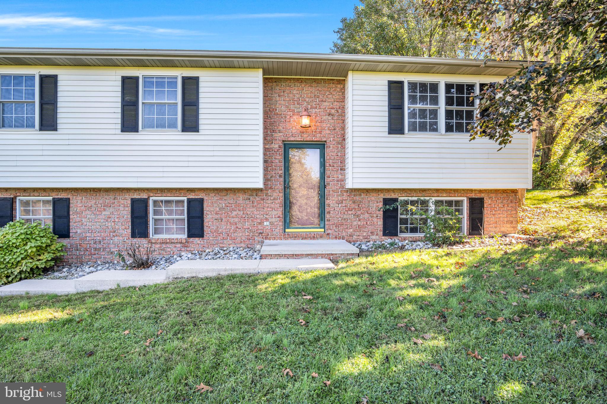 165 Covered Bridge Rd, Elizabethtown, PA 17022 photo