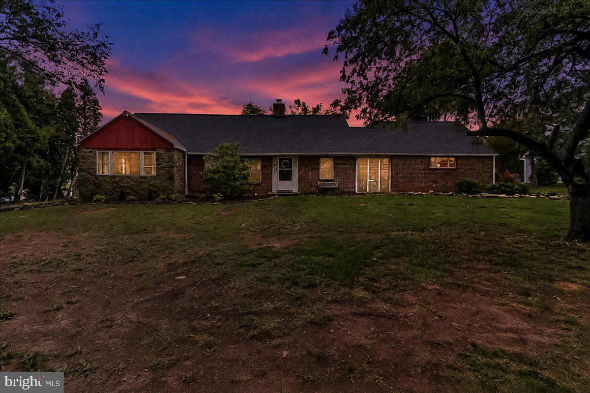 140 7th Ave, Trappe, PA 19426