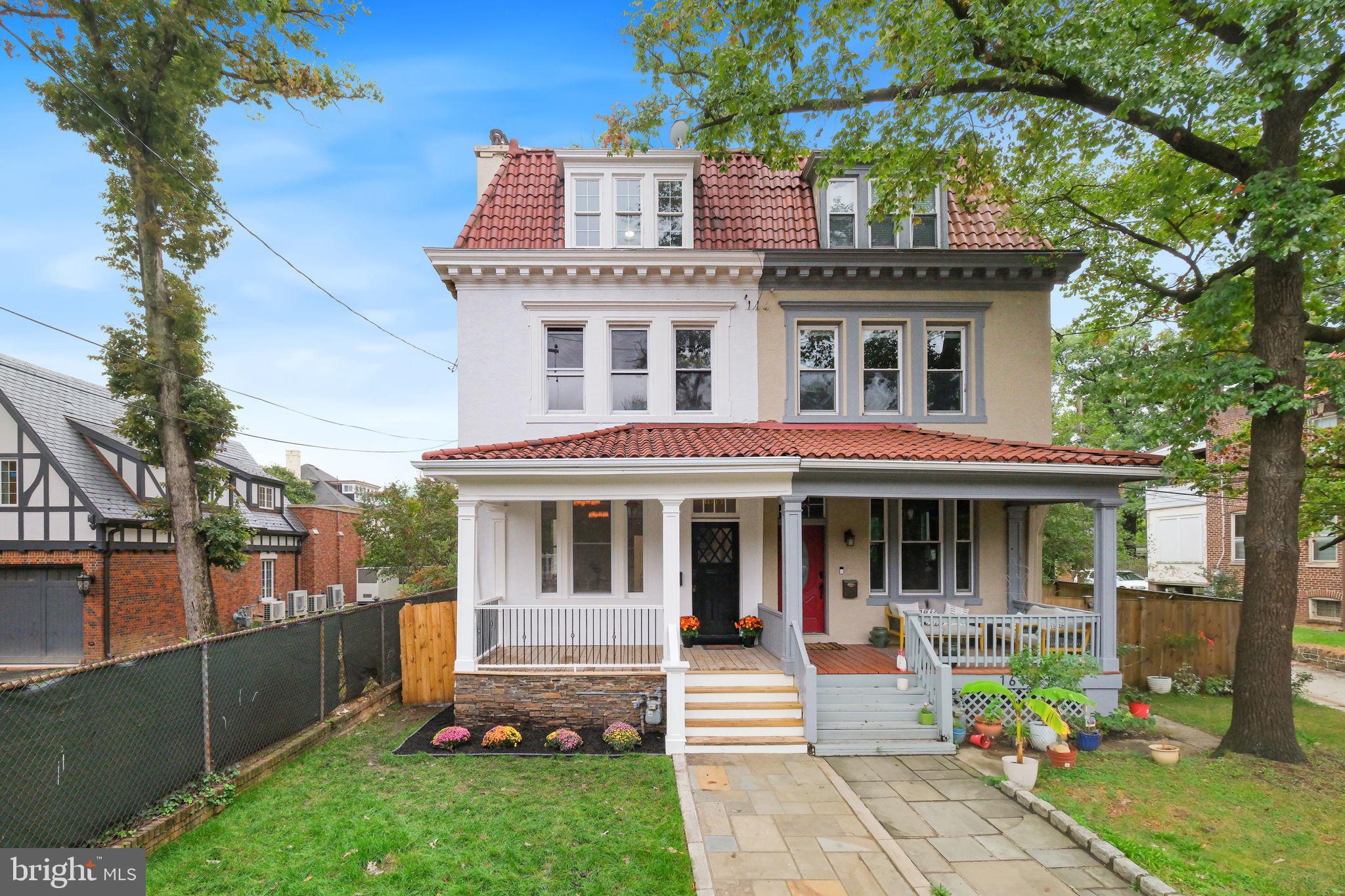 1614 Decatur St, Washington, DC 20011
