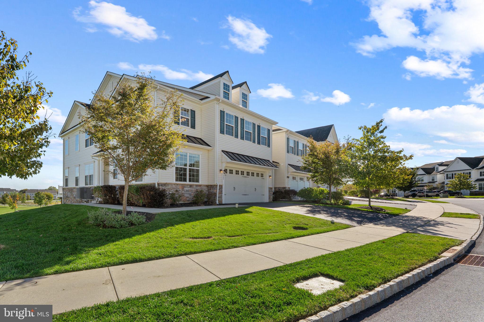 460 Lee Pl, Exton, PA 19341 photo
