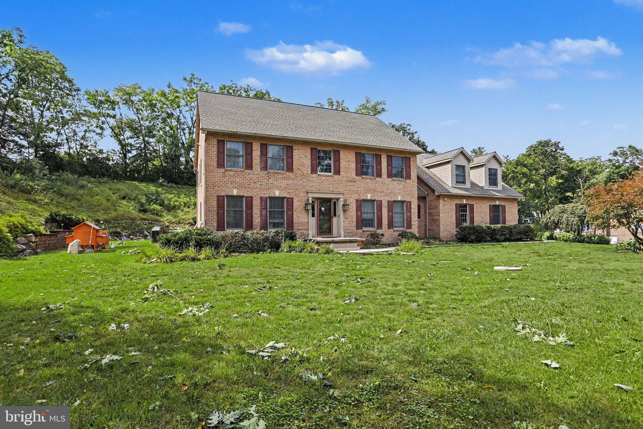 2005 Woodberry Rd, York, PA 17408 photo
