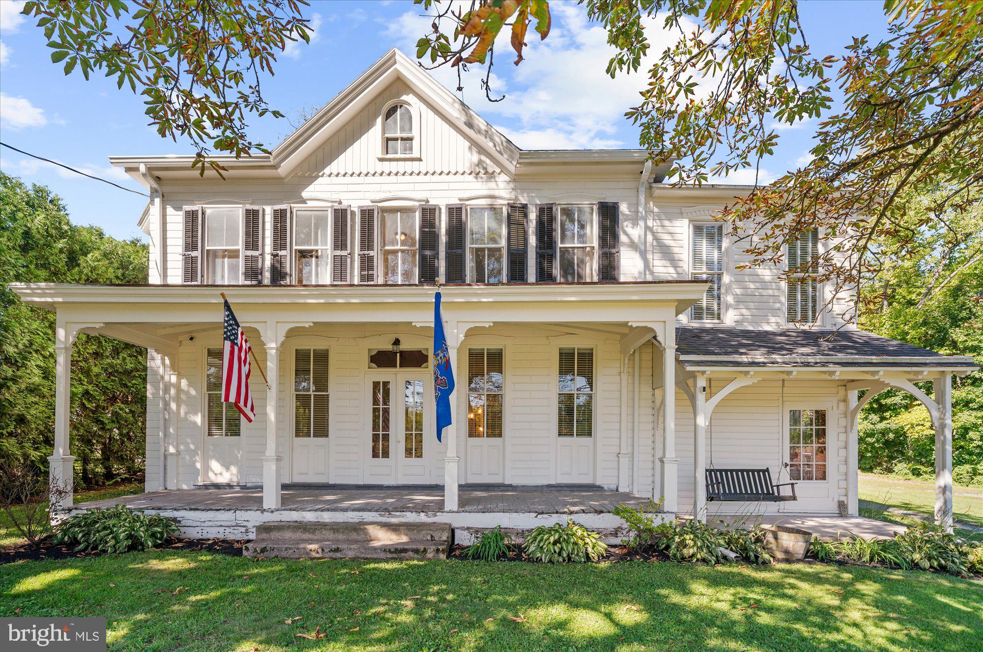 208 Main St, Douglassville, PA 19518