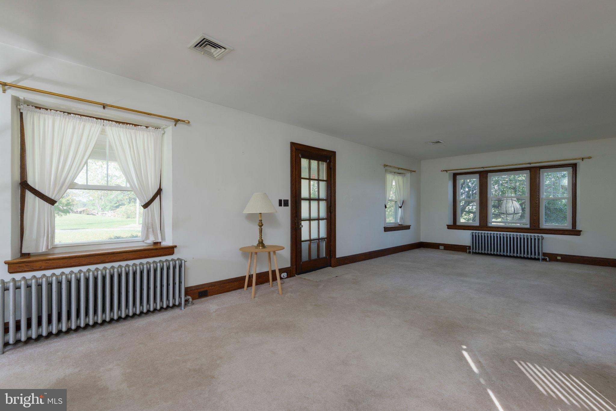 507 Coatesville Rd, West Grove, PA 19390 photo