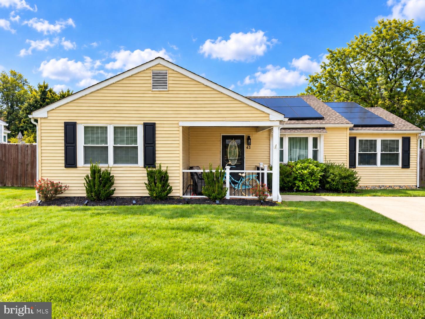 43 Mary Ellen Ln, Sicklerville, NJ 08081