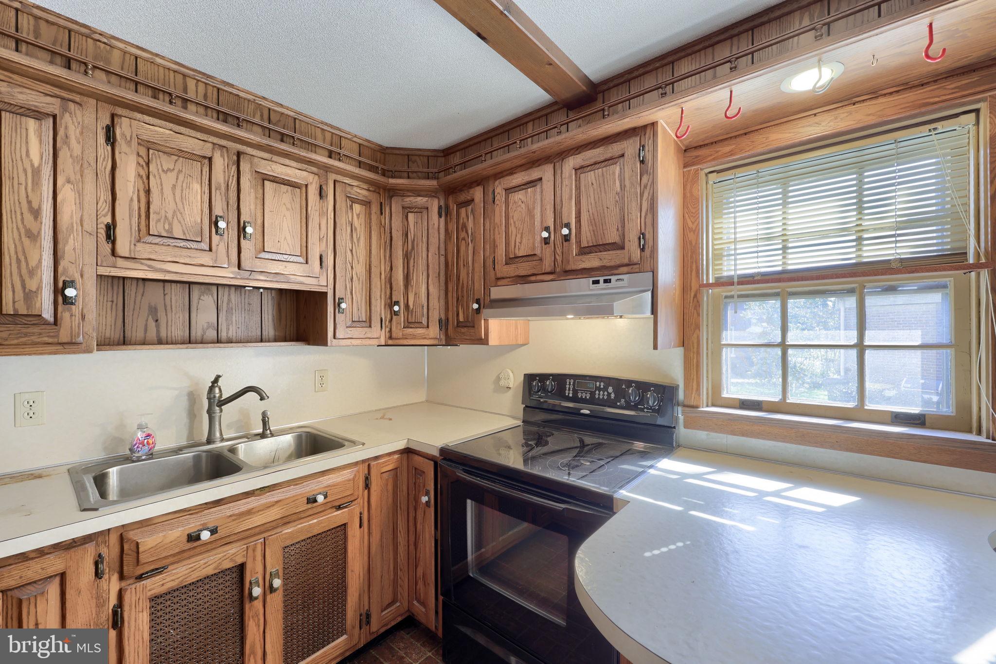 830 Martha Ave, Lancaster, PA 17601 photo