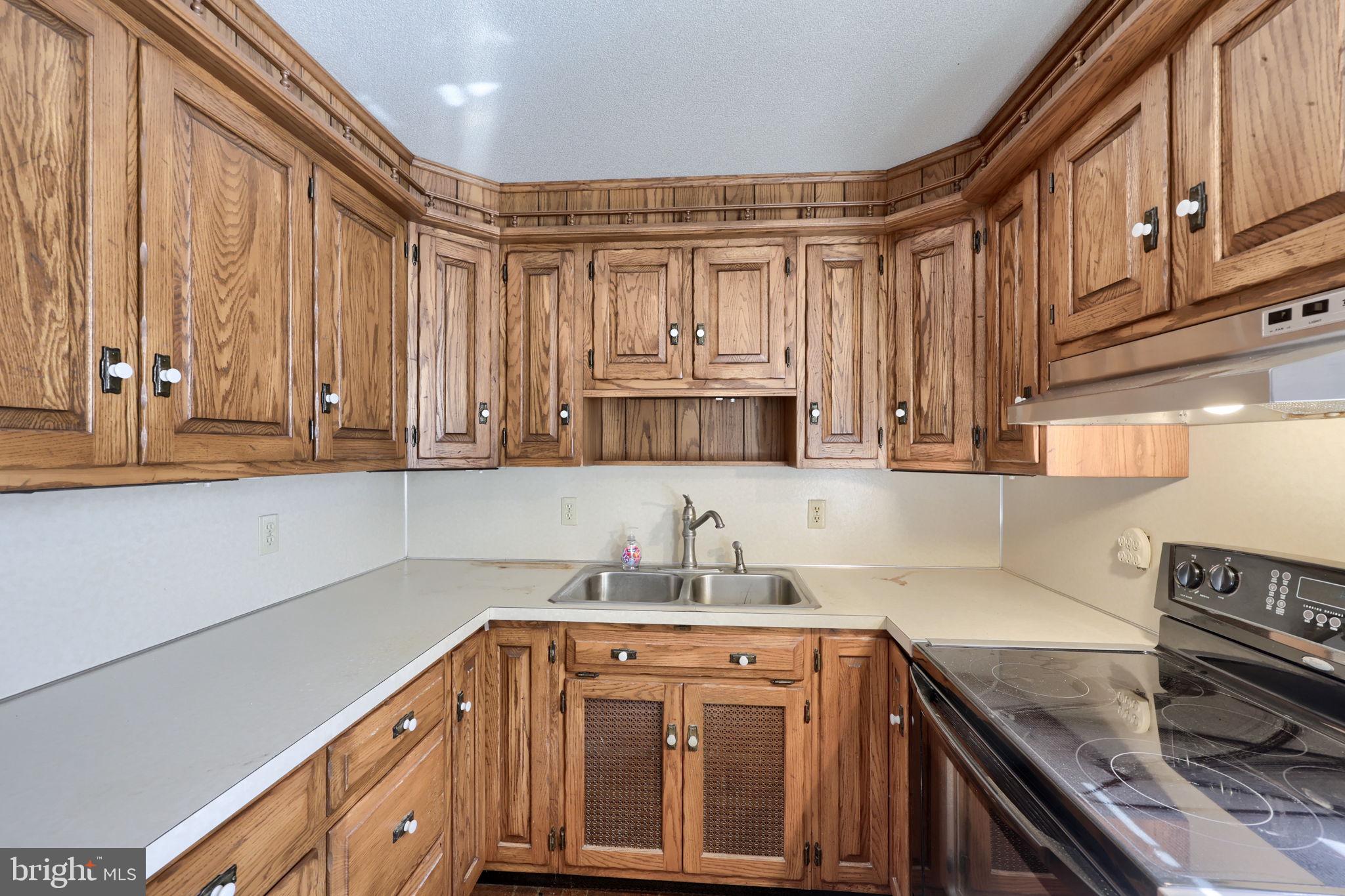 830 Martha Ave, Lancaster, PA 17601 photo