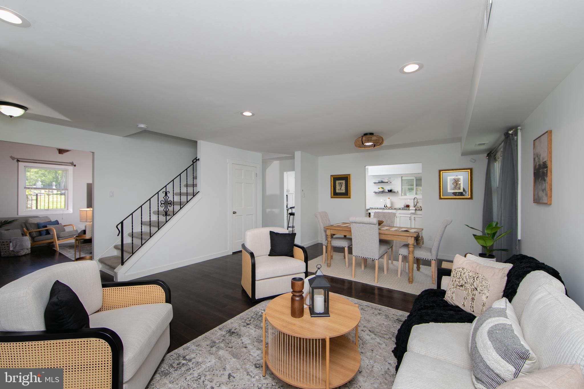 335 Cinnaminson St, Philadelphia, PA 19128 photo