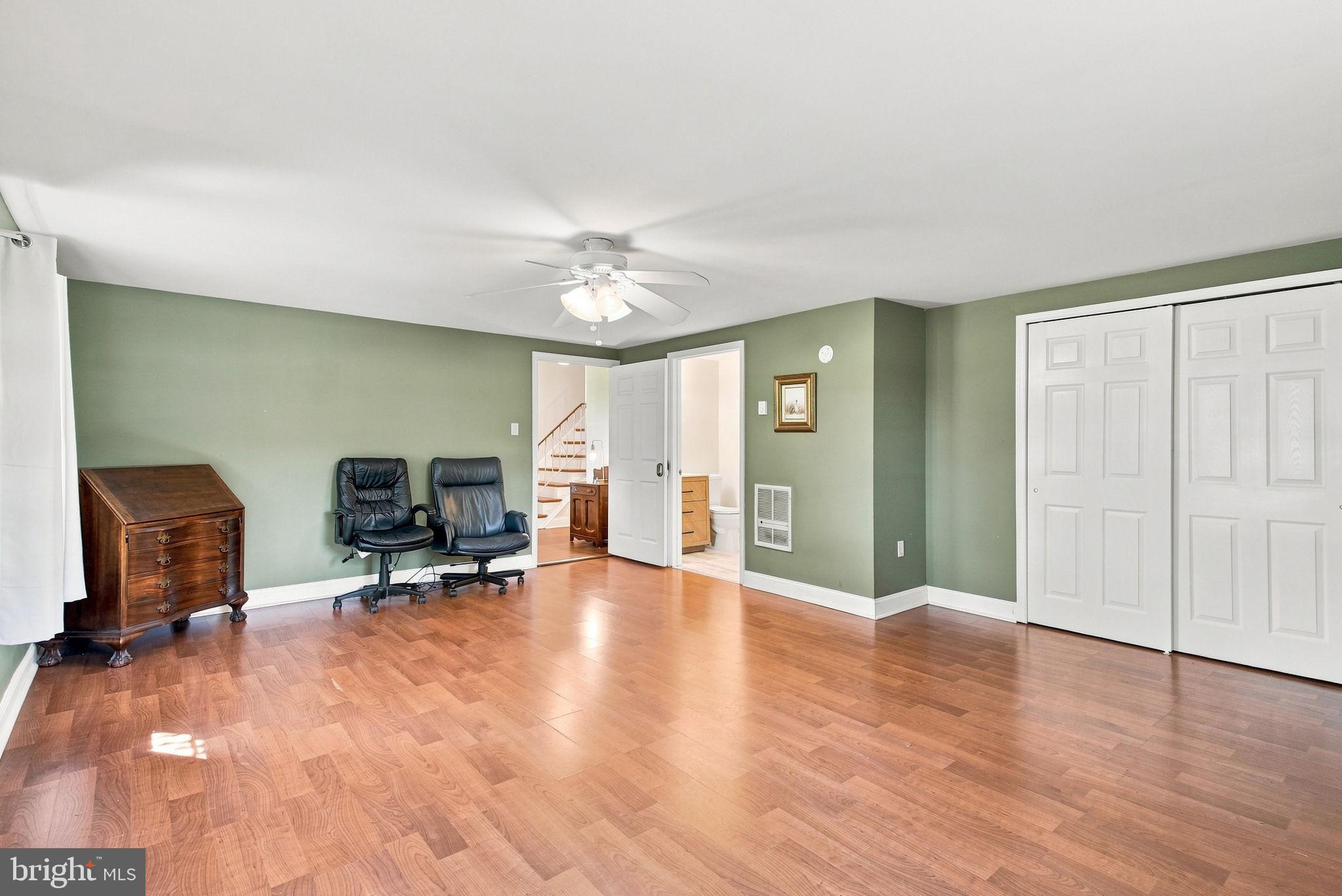 404 Hilltown Pike, Line Lexington, PA 18932 photo