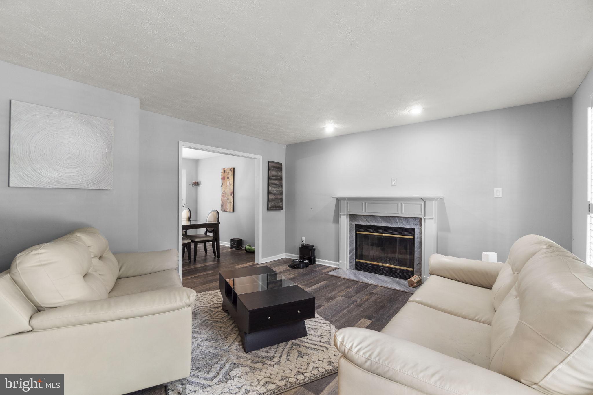 13 Sara Ct, Owings Mills, MD 21117 photo
