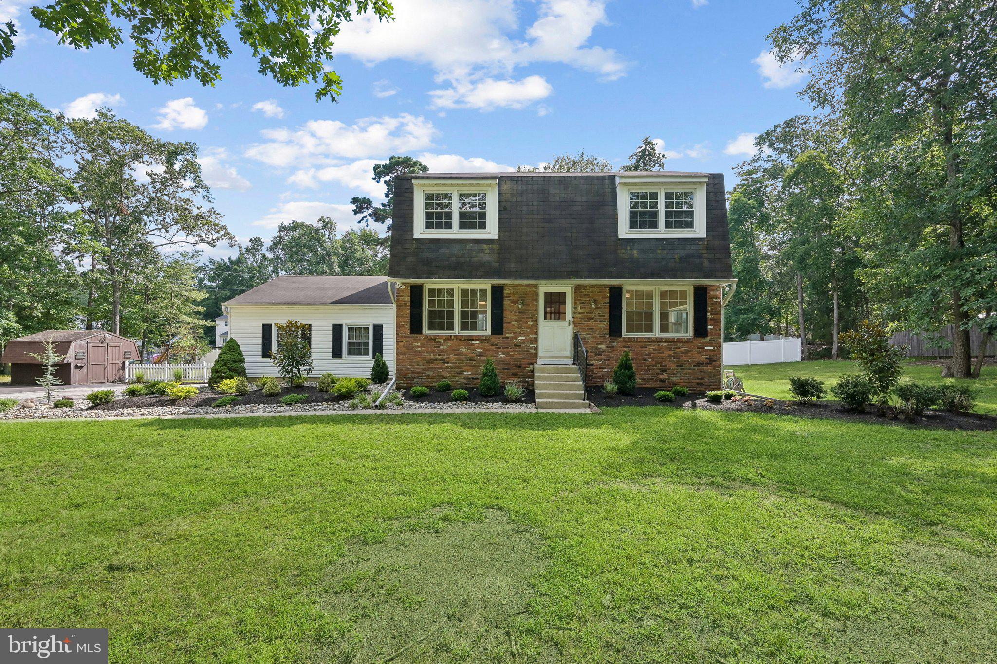5 Tuckerton Rd, Shamong, NJ 08088