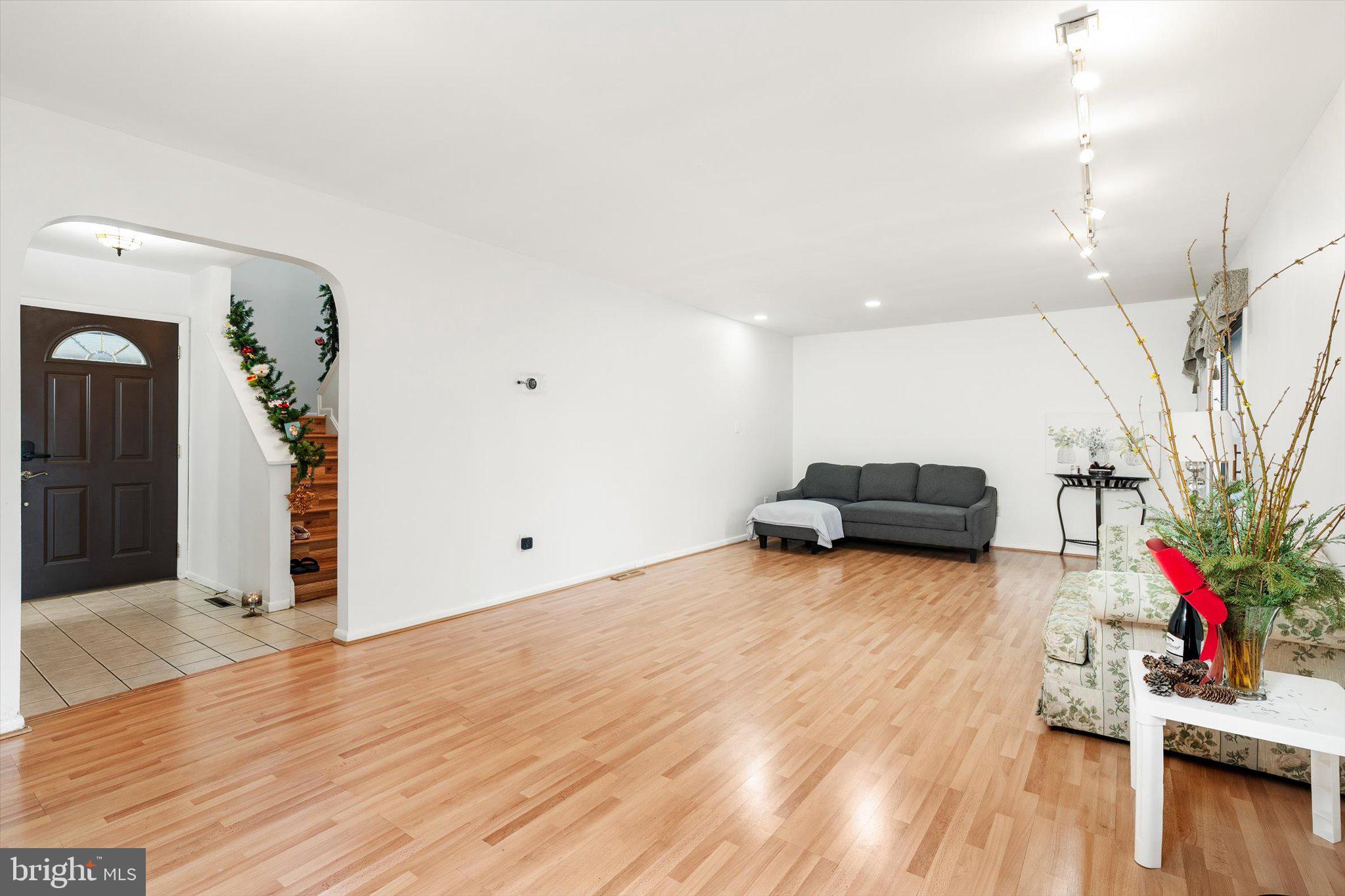 29 Pennington Rd, East Windsor, NJ 08520 photo