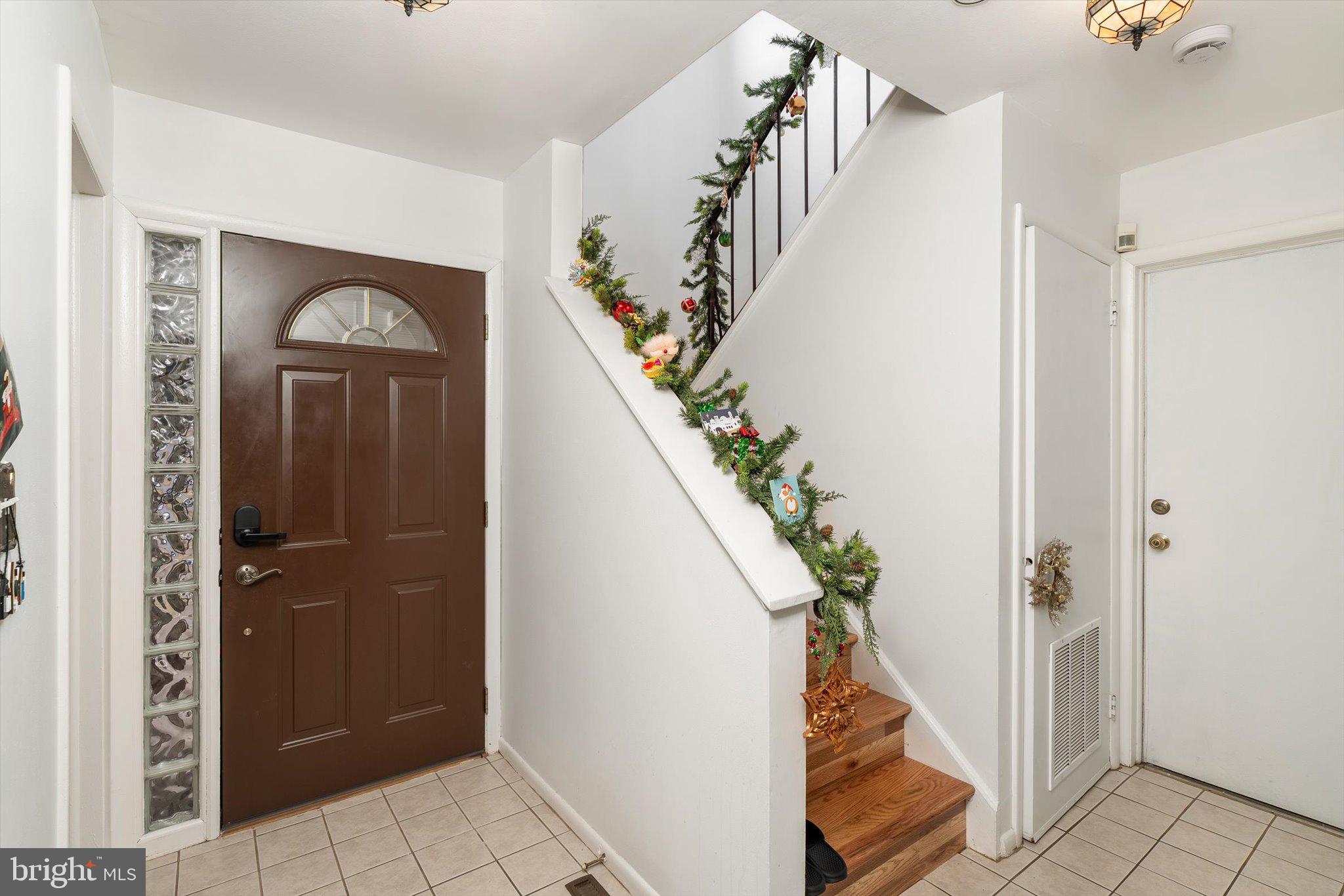 29 Pennington Rd, East Windsor, NJ 08520 photo