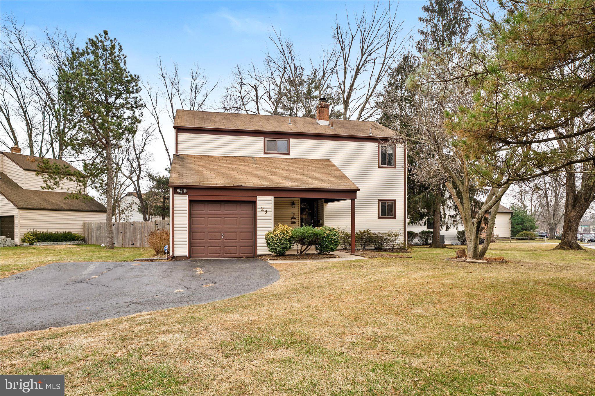 29 Pennington Rd, East Windsor, NJ 08520