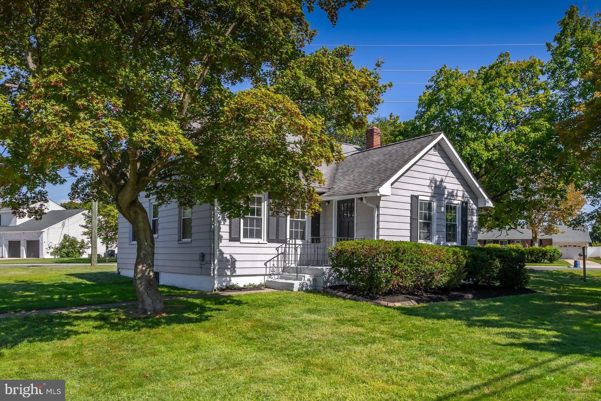 246 Harmony Rd, Gibbstown, NJ 08027