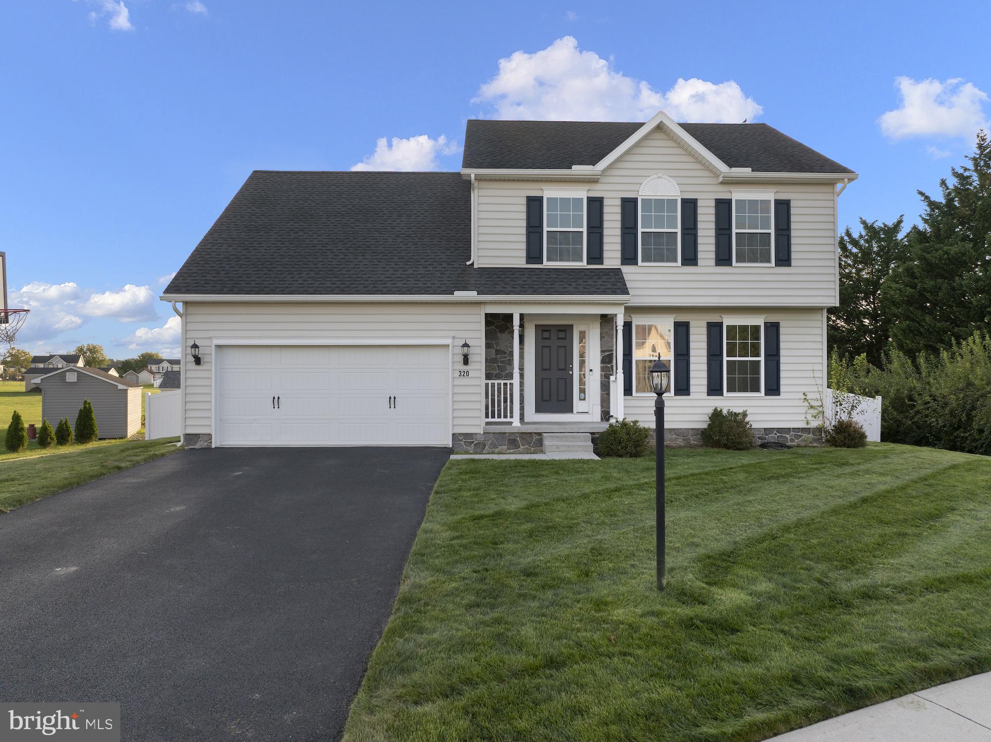320 Friendly Dr, Hanover, PA 17331 photo