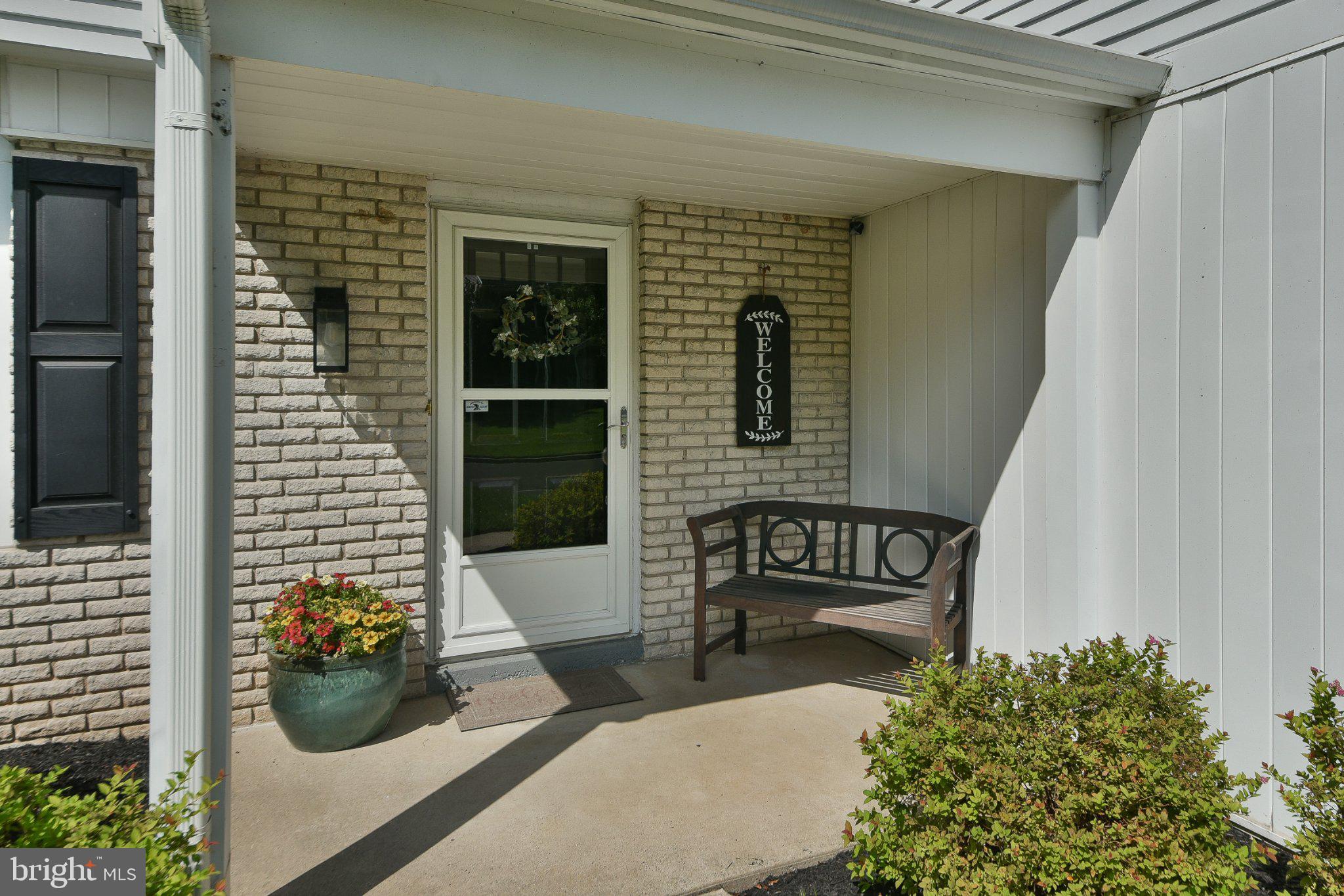 91 Forrest Dr, Hopeland, PA 18966 photo