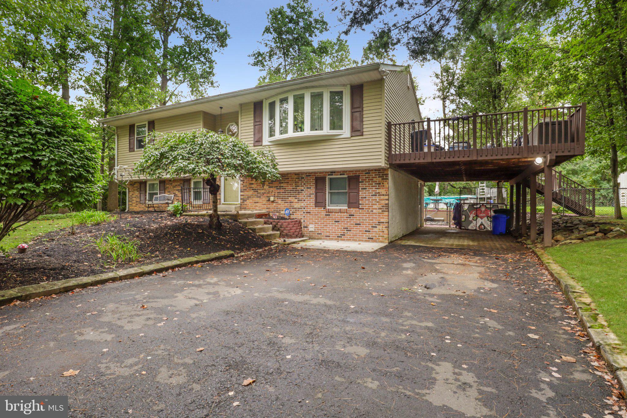 74 Midway Ave, Langhorne, PA 19047 photo