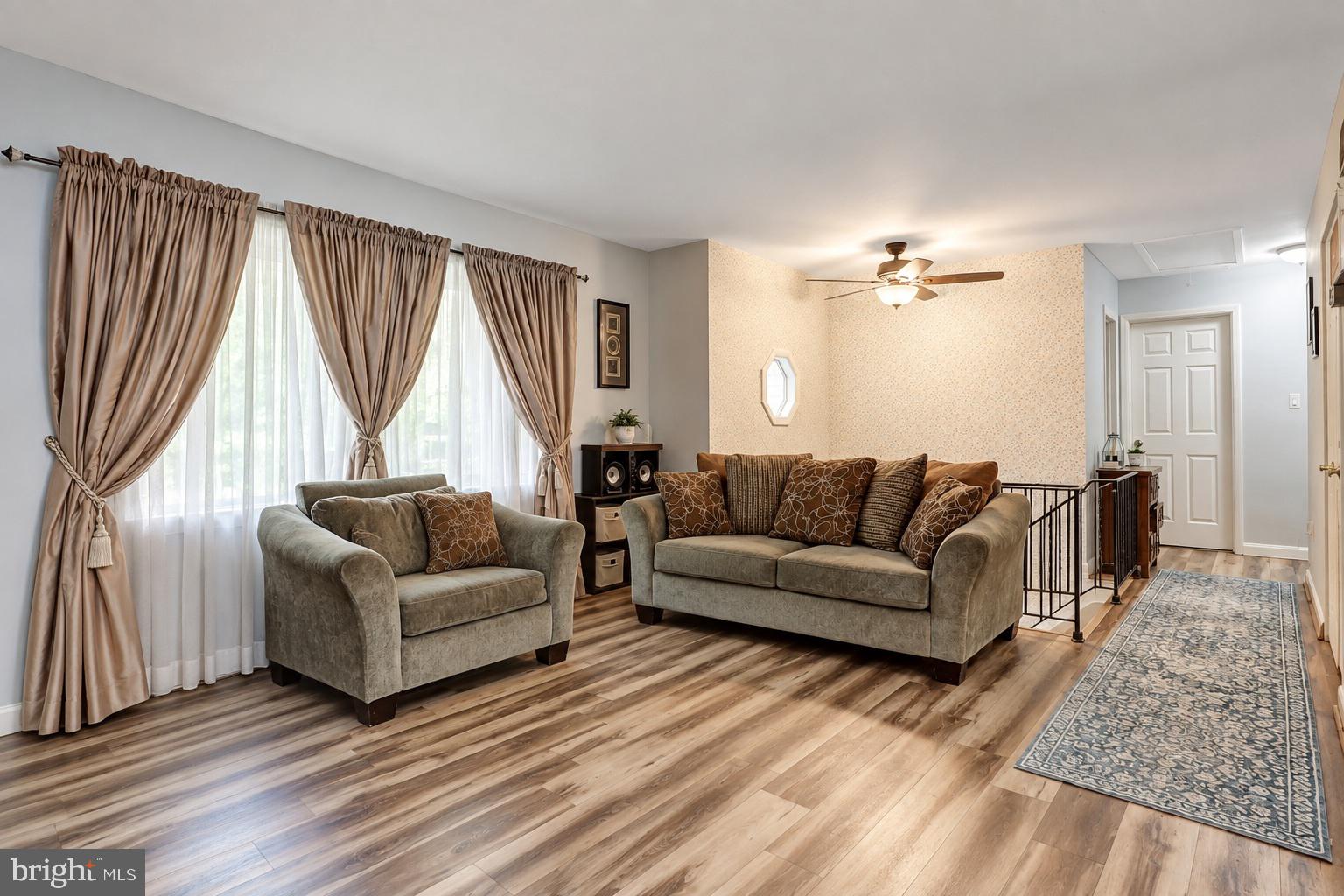 74 Midway Ave, Langhorne, PA 19047 photo