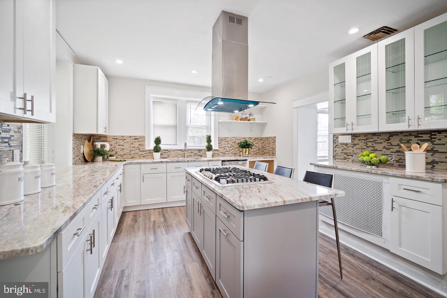 961 Bullock Ave, Lansdowne, PA 19050
