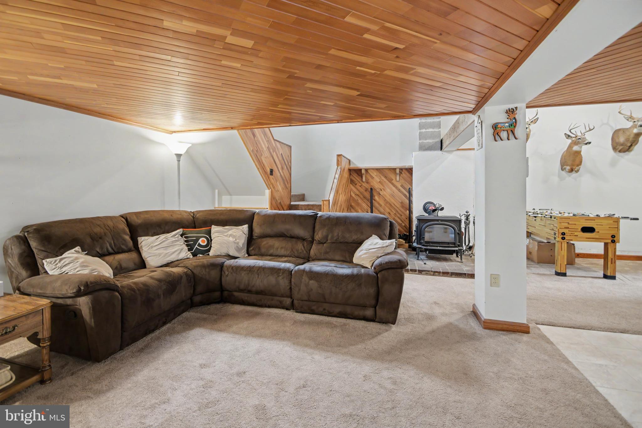 2016 Adams Rd, East Greenville, PA 18041 photo