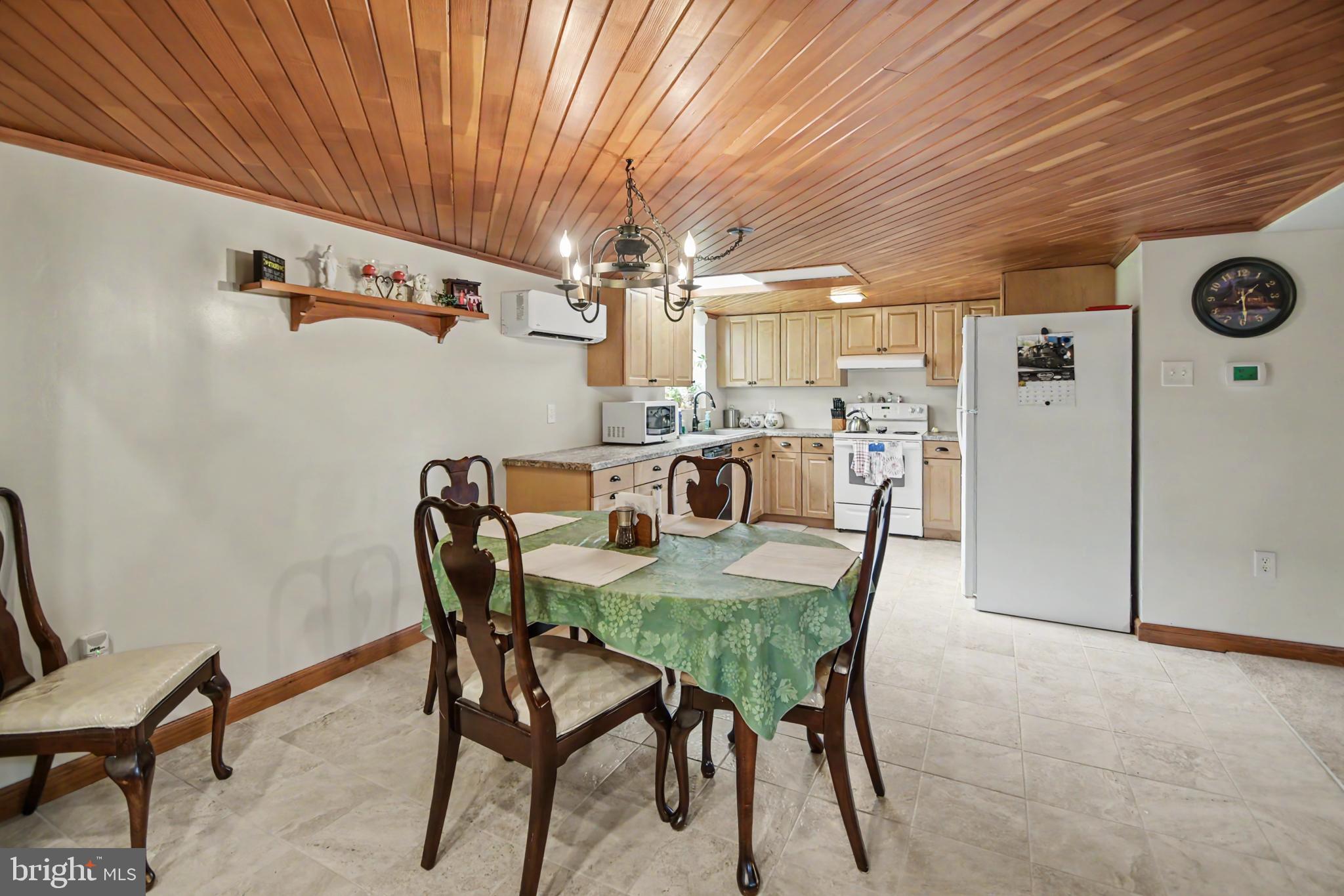 2016 Adams Rd, East Greenville, PA 18041 photo