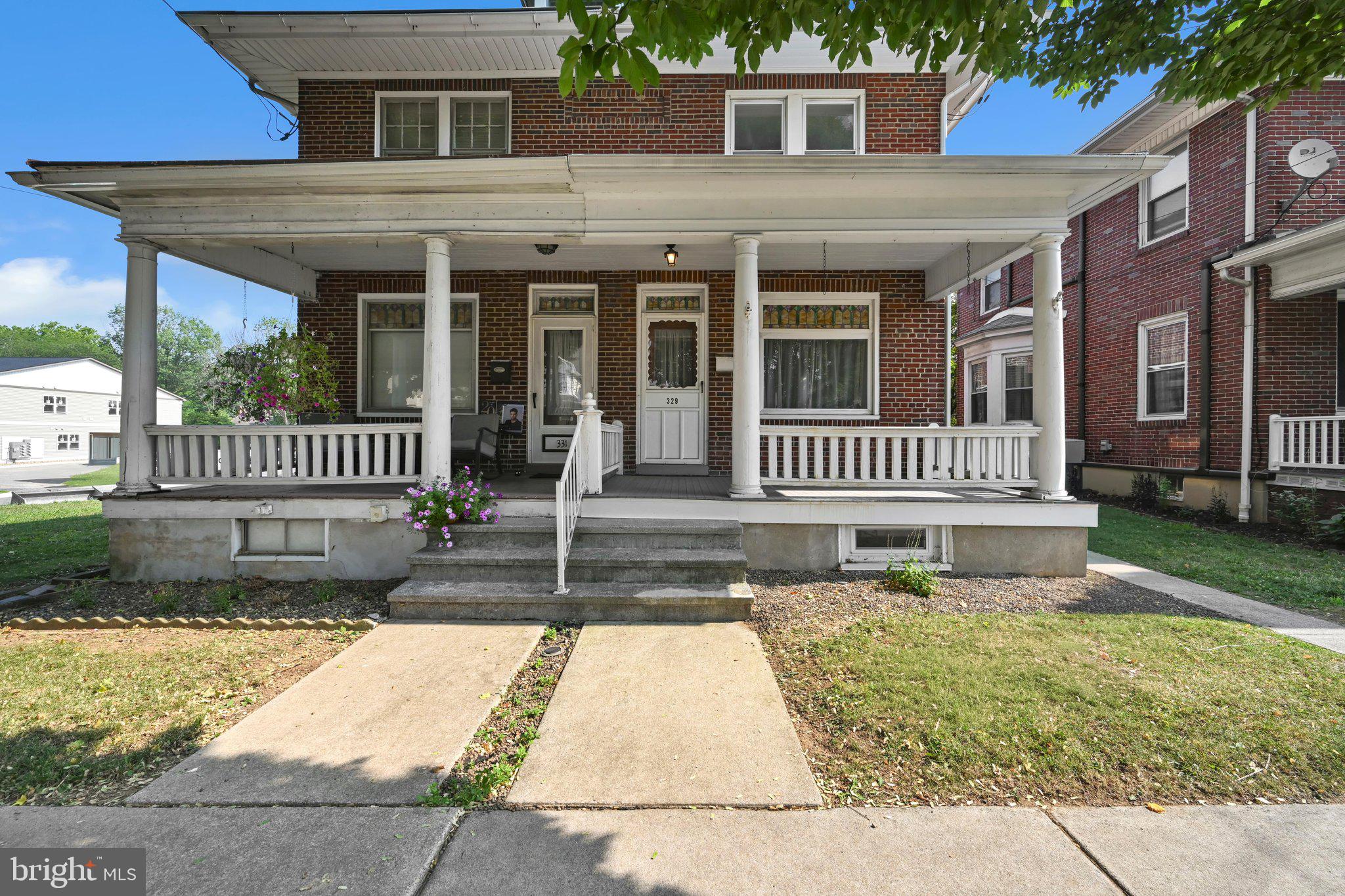 329 W Penn Ave, Robesonia, PA 19551 photo